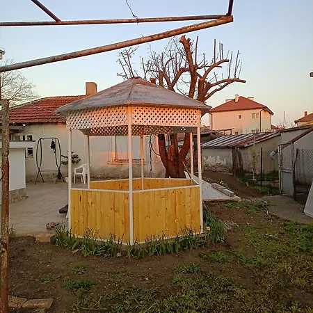 ника * Каварна
