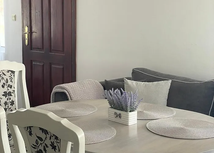 Луксозна вила ника