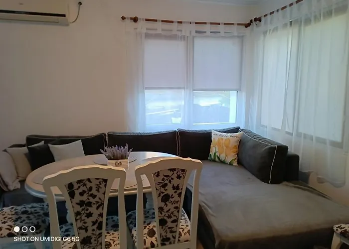 Луксозна вила ника Каварна